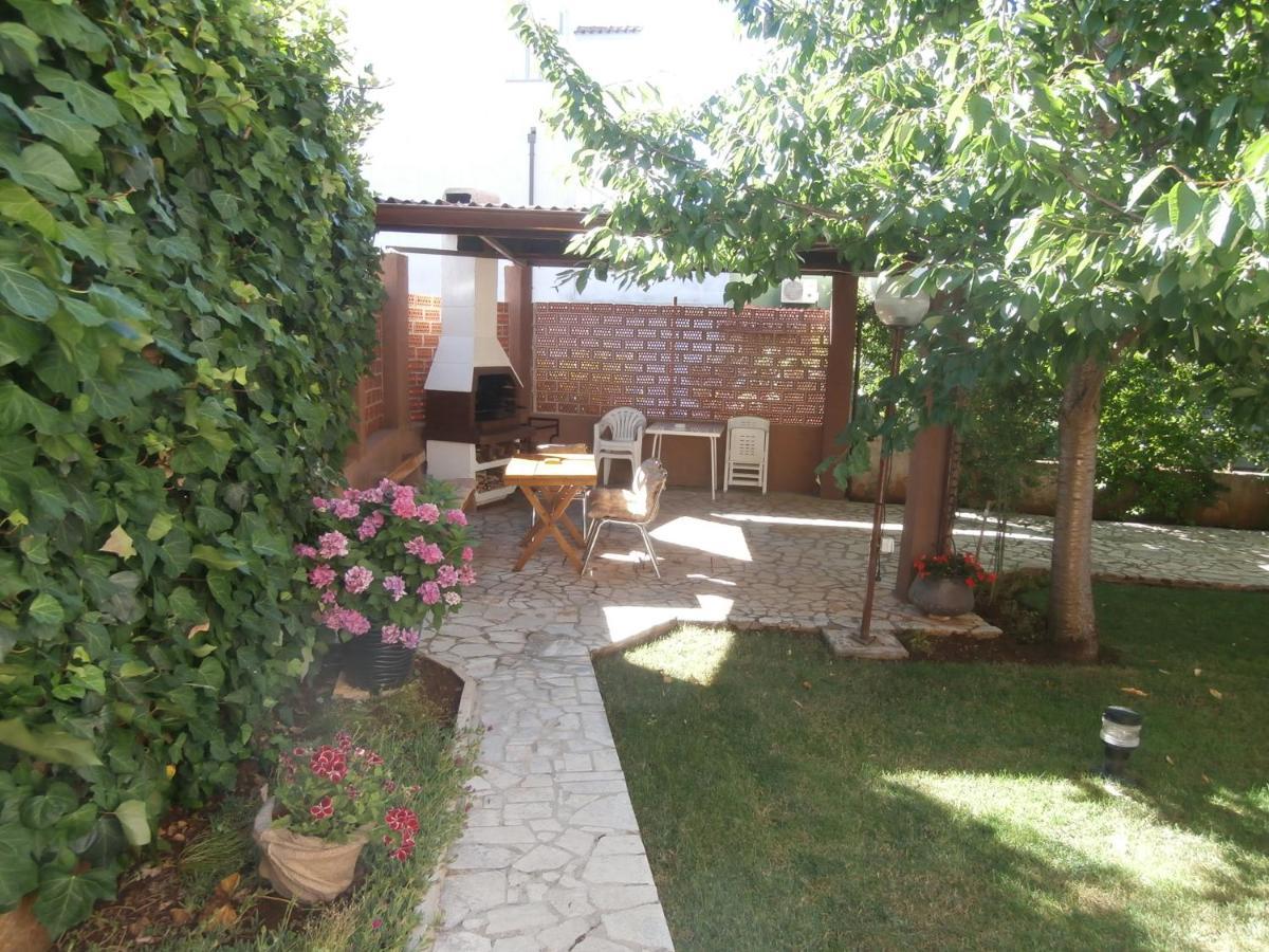 Apartments Mira Krk Krk Town Exterior foto